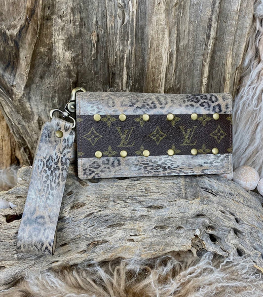 Grey Leopard Wallet